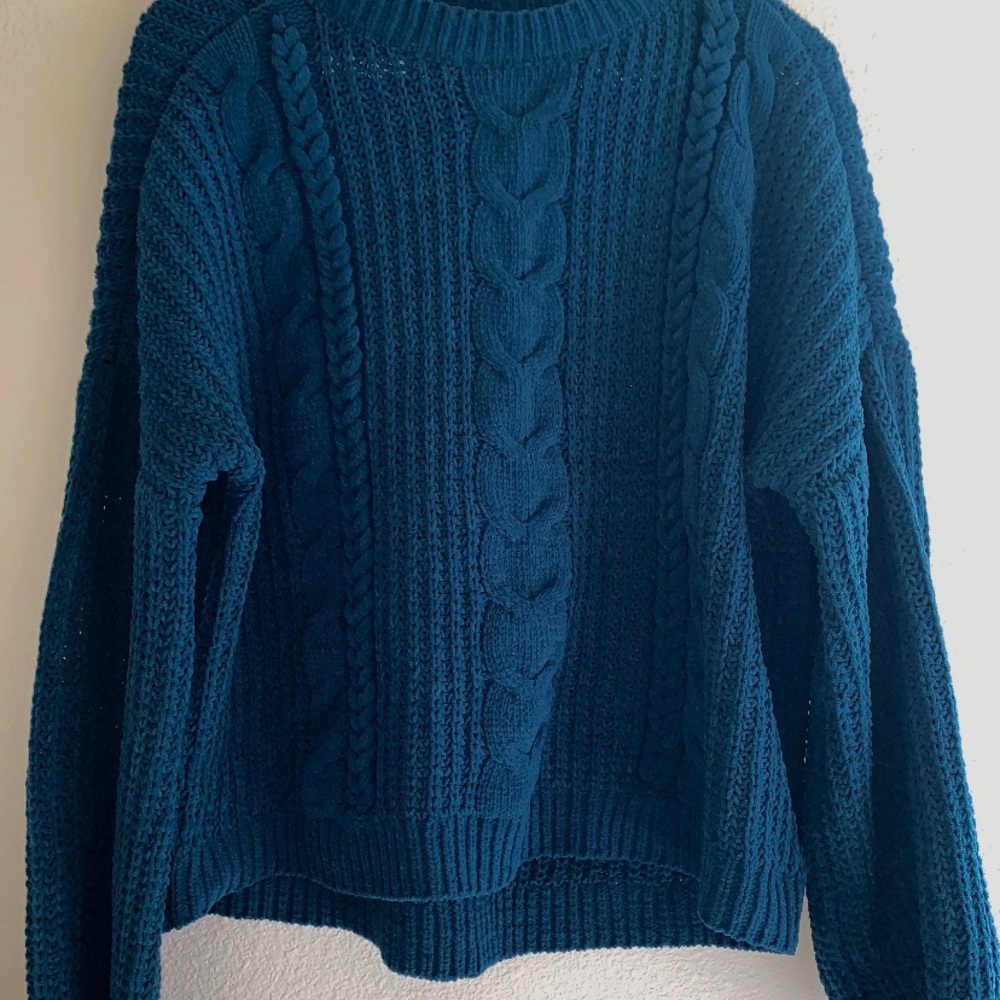 ⭐️Super Soft Chunky Knit Sweater